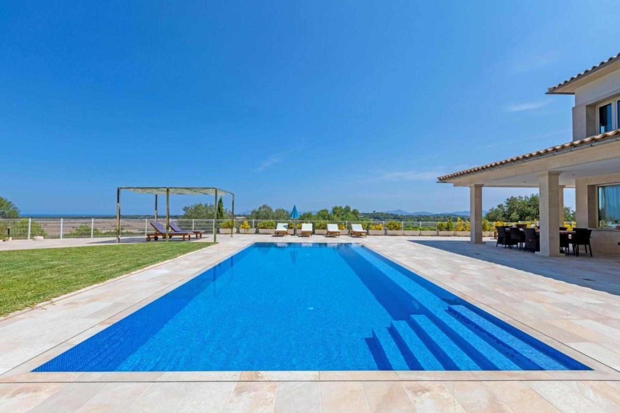 Mit Privatpool Fuer 8 Personen Ca 270 Qm In Muro, Mallorca Nordkueste Von Mallorca *